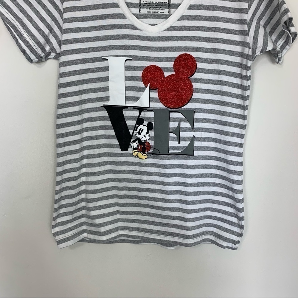 Disney White Gray Stripe Love Graphic T-Shirt Size Medium - Picture 4 of 9